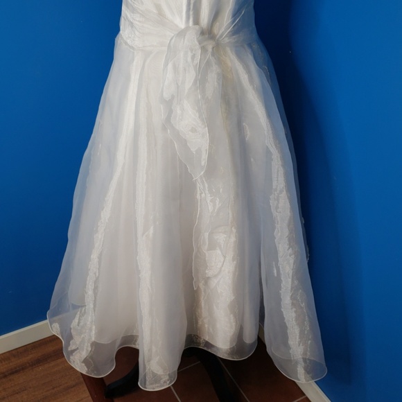 Peachy Kids  Pearlescent Formal Full LengthDress - Picture 4 of 8